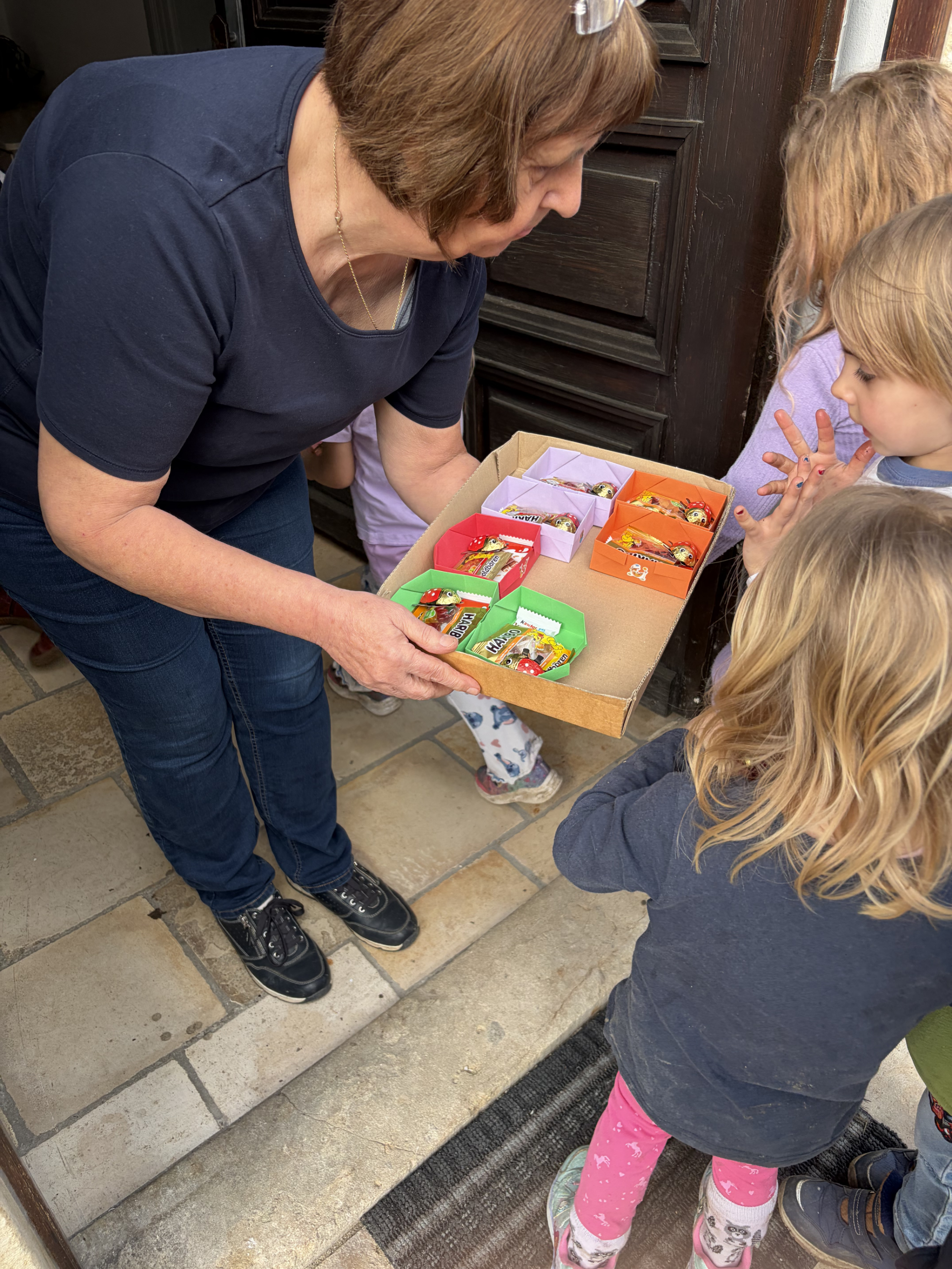 Die Naturkids bei der Arbeit.