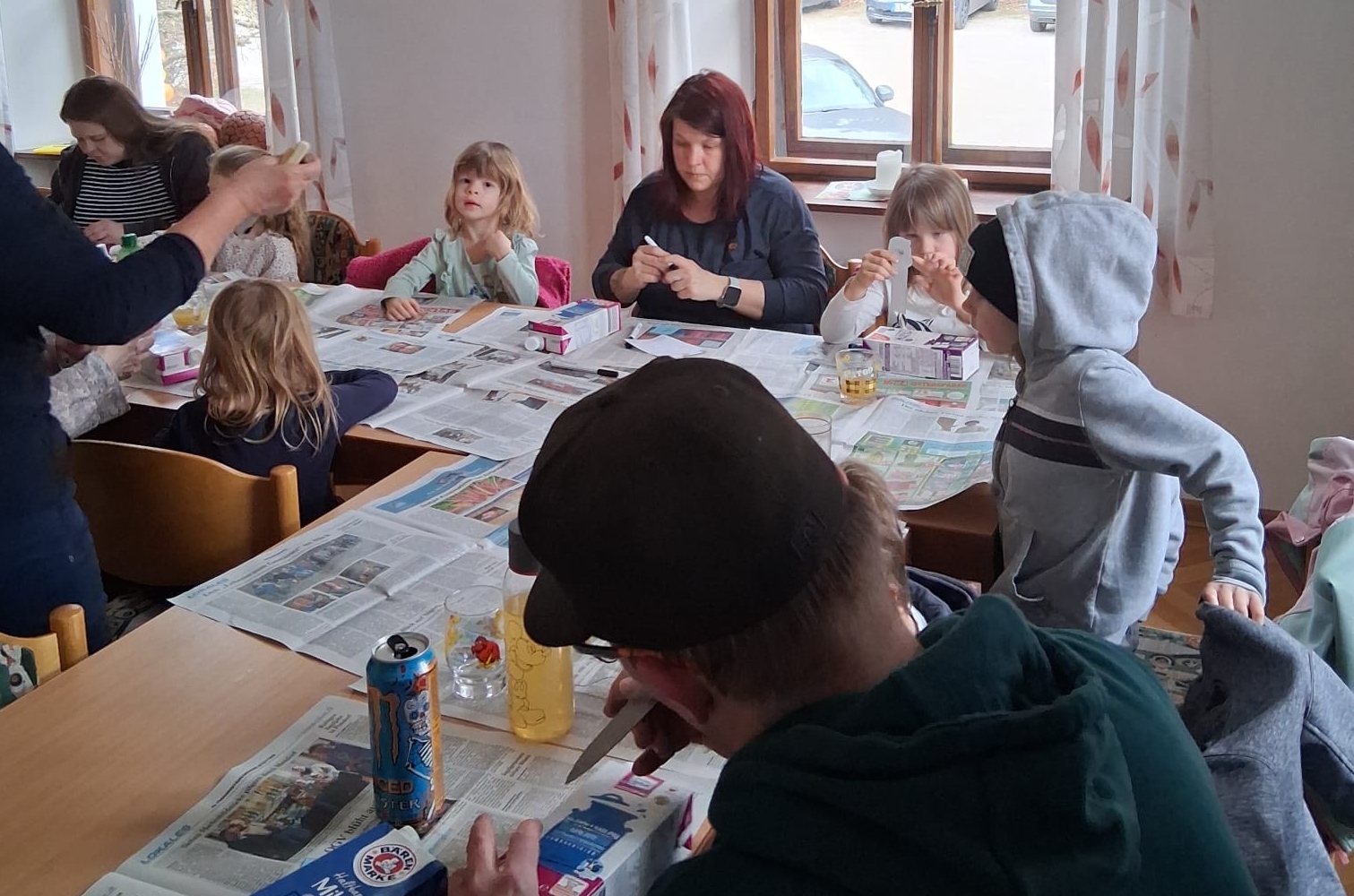 Die Naturkids bei der Arbeit.