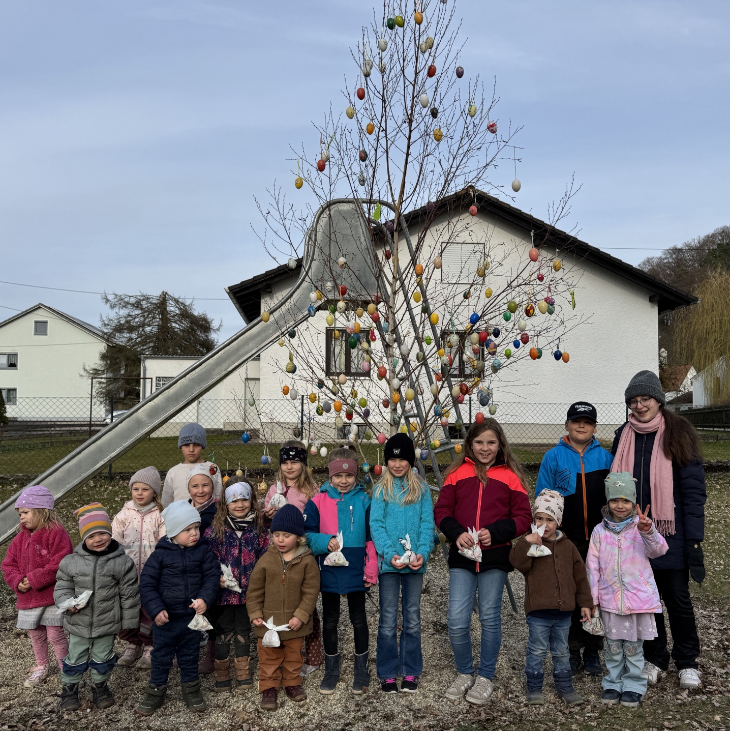 Die Naturkids bei der Arbeit.